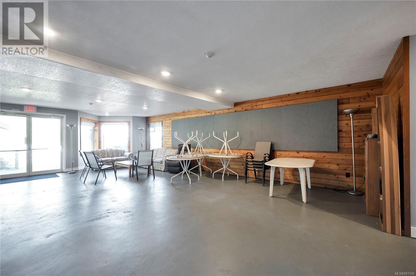 3207 27 Island Hwy S, Campbell River real estate listing 981538