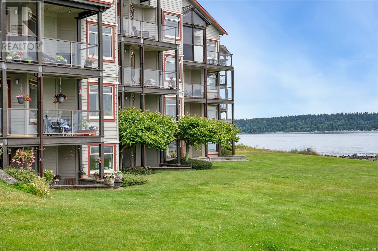 3207 27 Island Hwy S, Campbell River real estate listing 981538