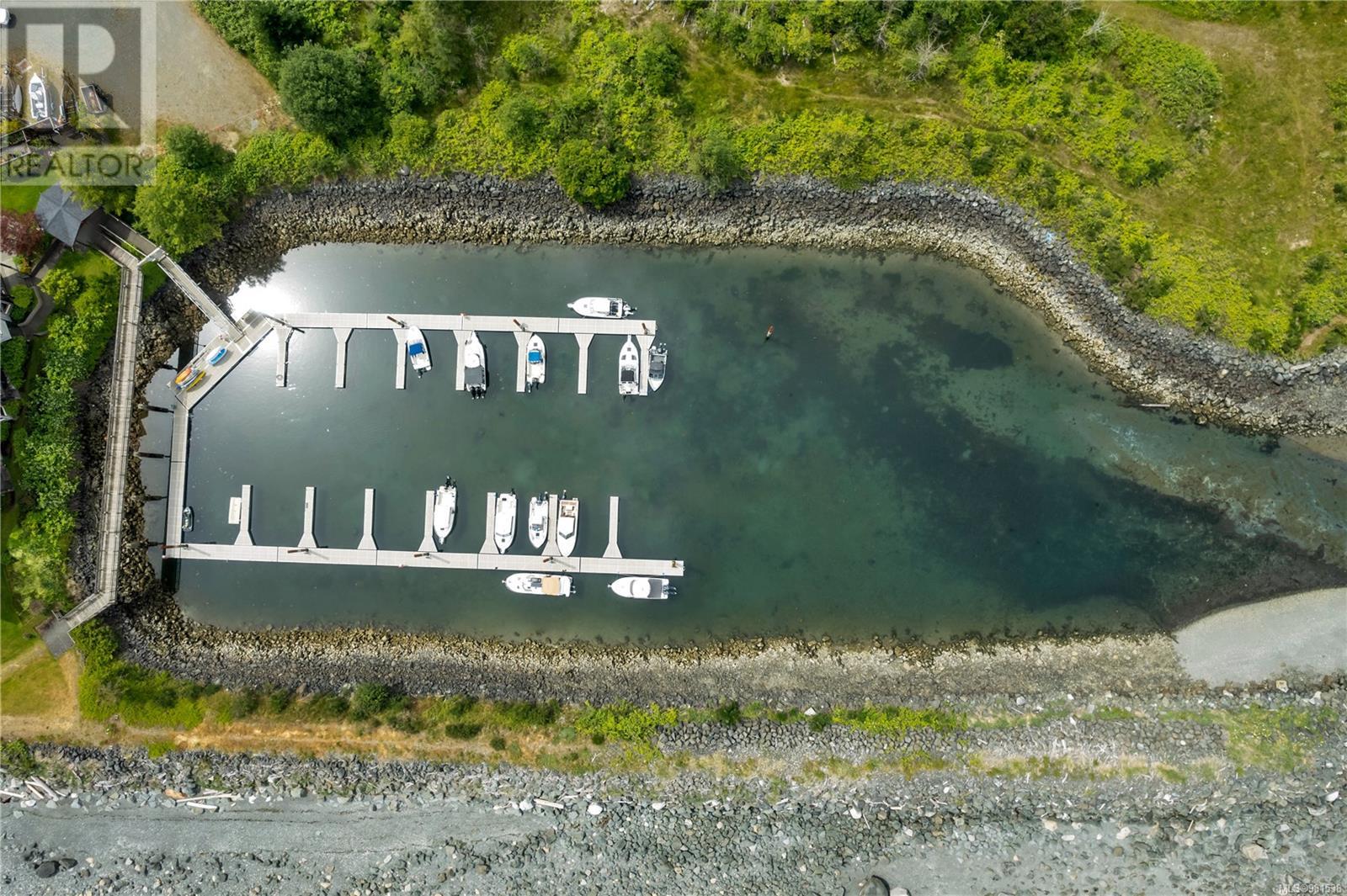 3207 27 Island Hwy S, Campbell River real estate listing 981538