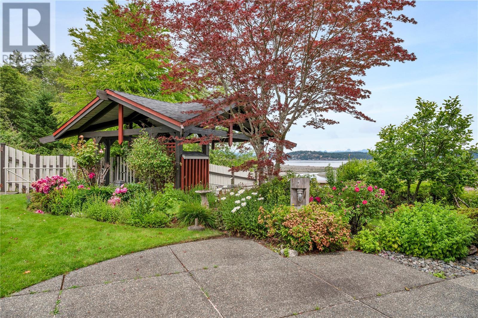 3207 27 Island Hwy S, Campbell River real estate listing 981538