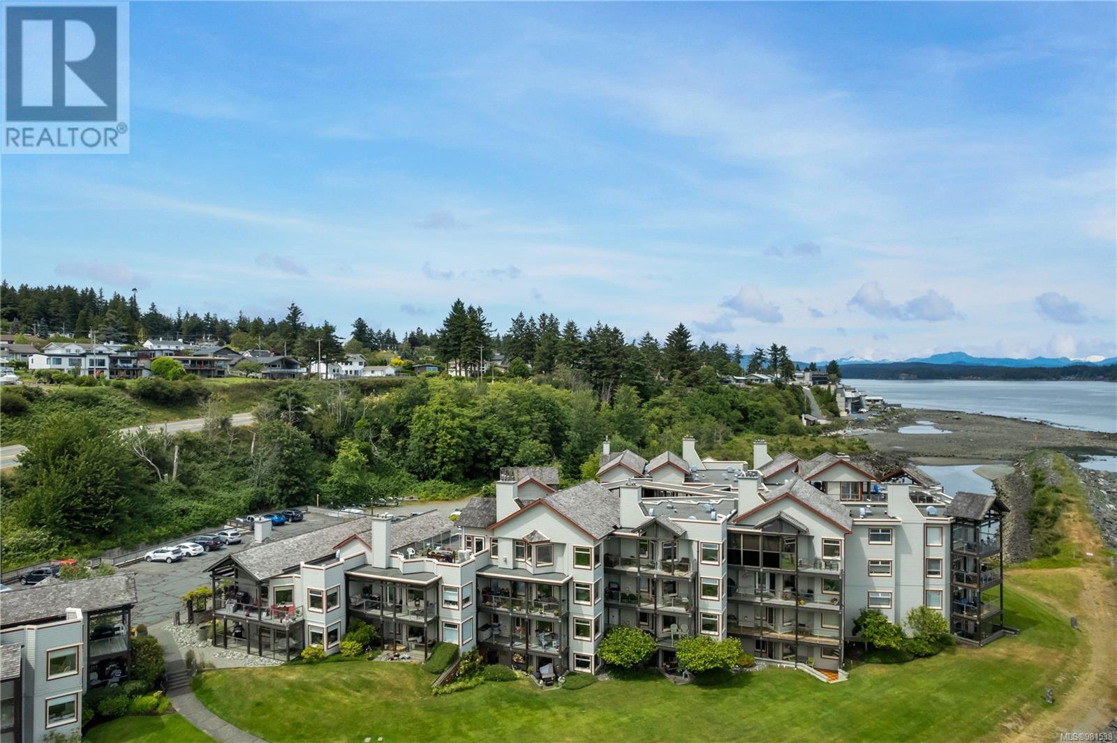 3207 27 Island Hwy S, Campbell River real estate listing 981538