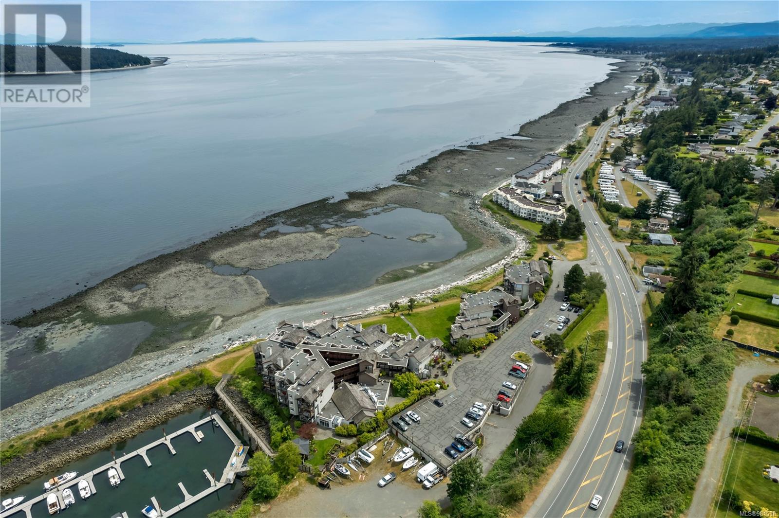 3207 27 Island Hwy S, Campbell River real estate listing 981538