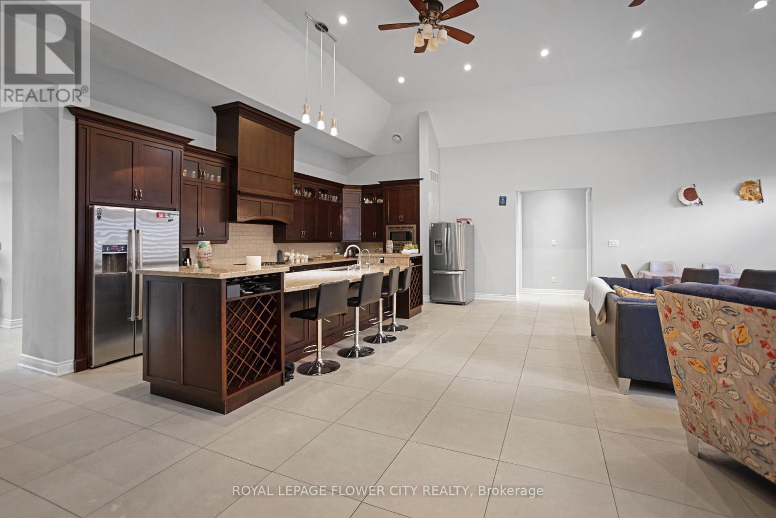 Photo 18 of 15374 Airport Road, Caledon ON