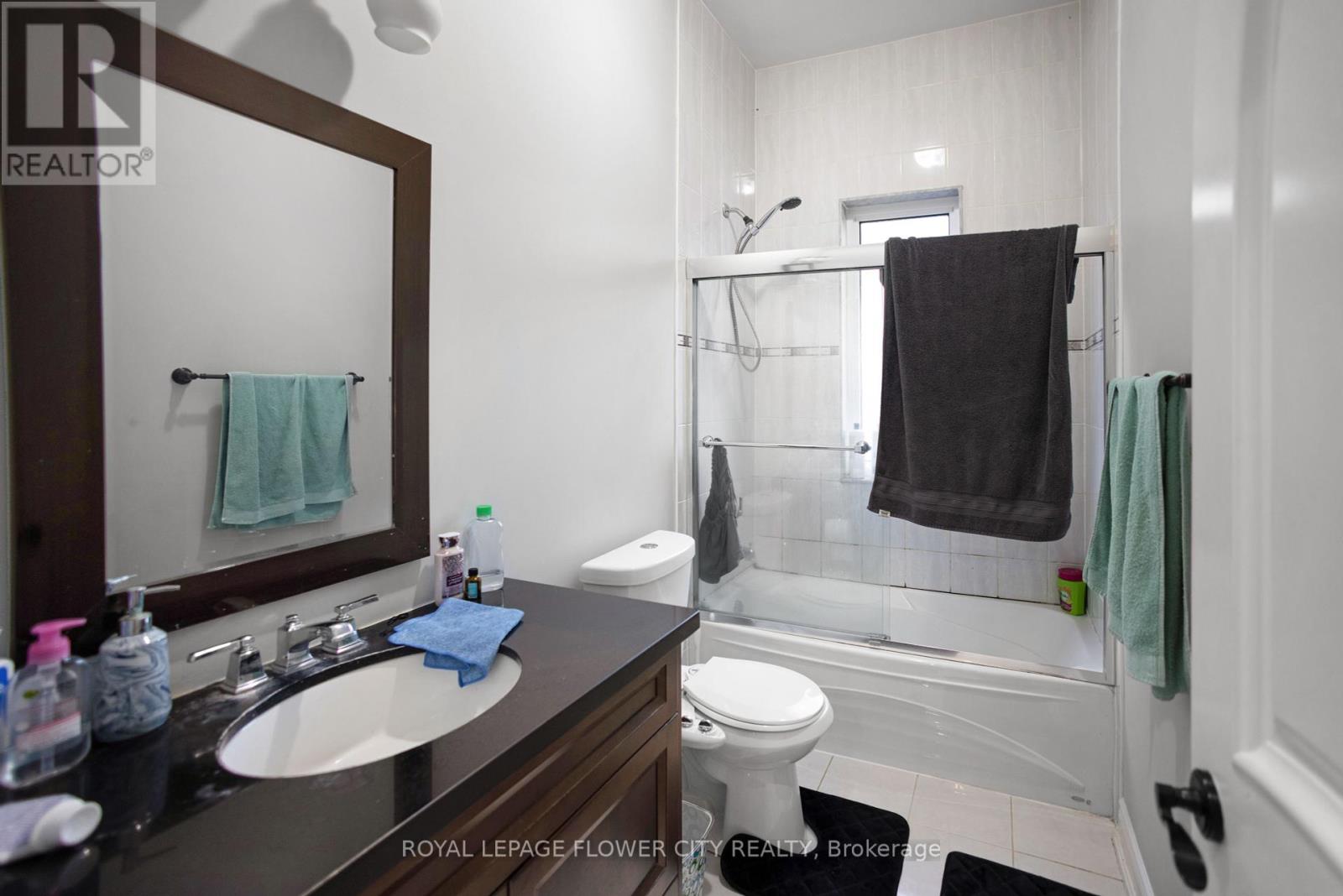 Photo 19 of 15374 Airport Road, Caledon ON