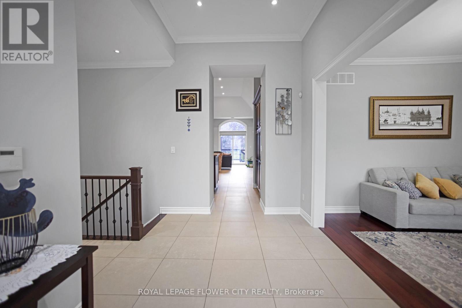 Photo 14 of 15374 Airport Road, Caledon ON