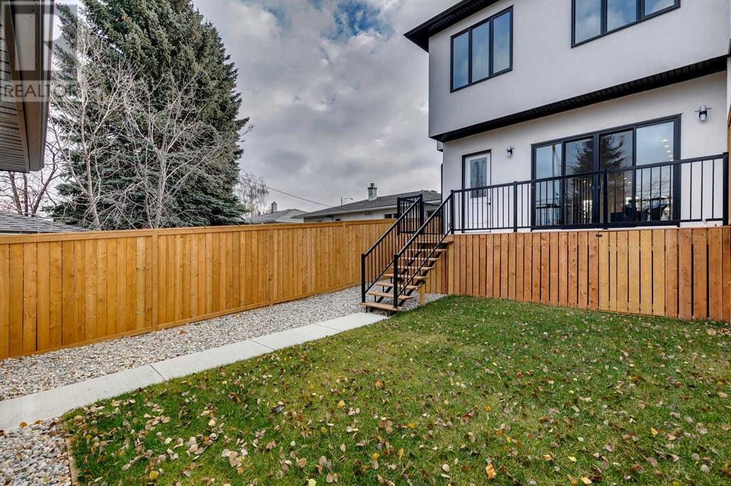 Single Family House for Sale in   Avenue NW Banff Trail Calgary 