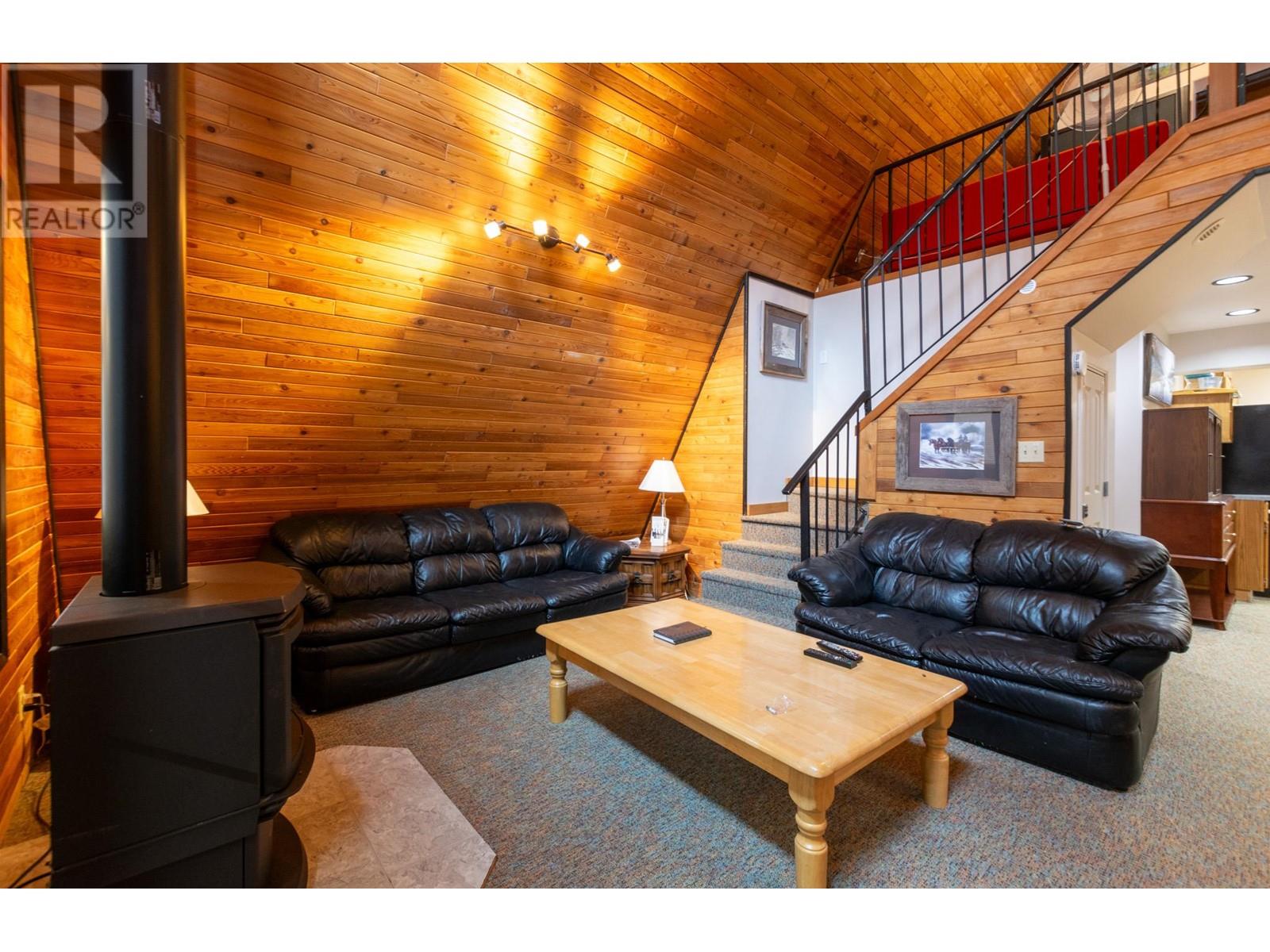  4025 Squilax-Anglemont Road, Scotch Creek