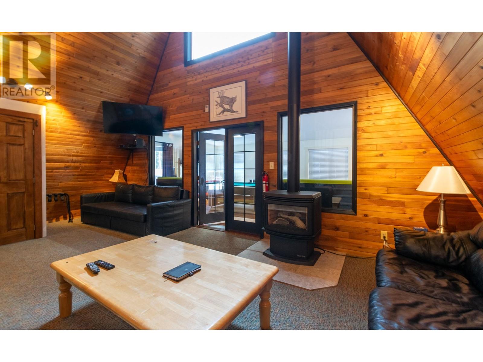  4025 Squilax-Anglemont Road, Scotch Creek