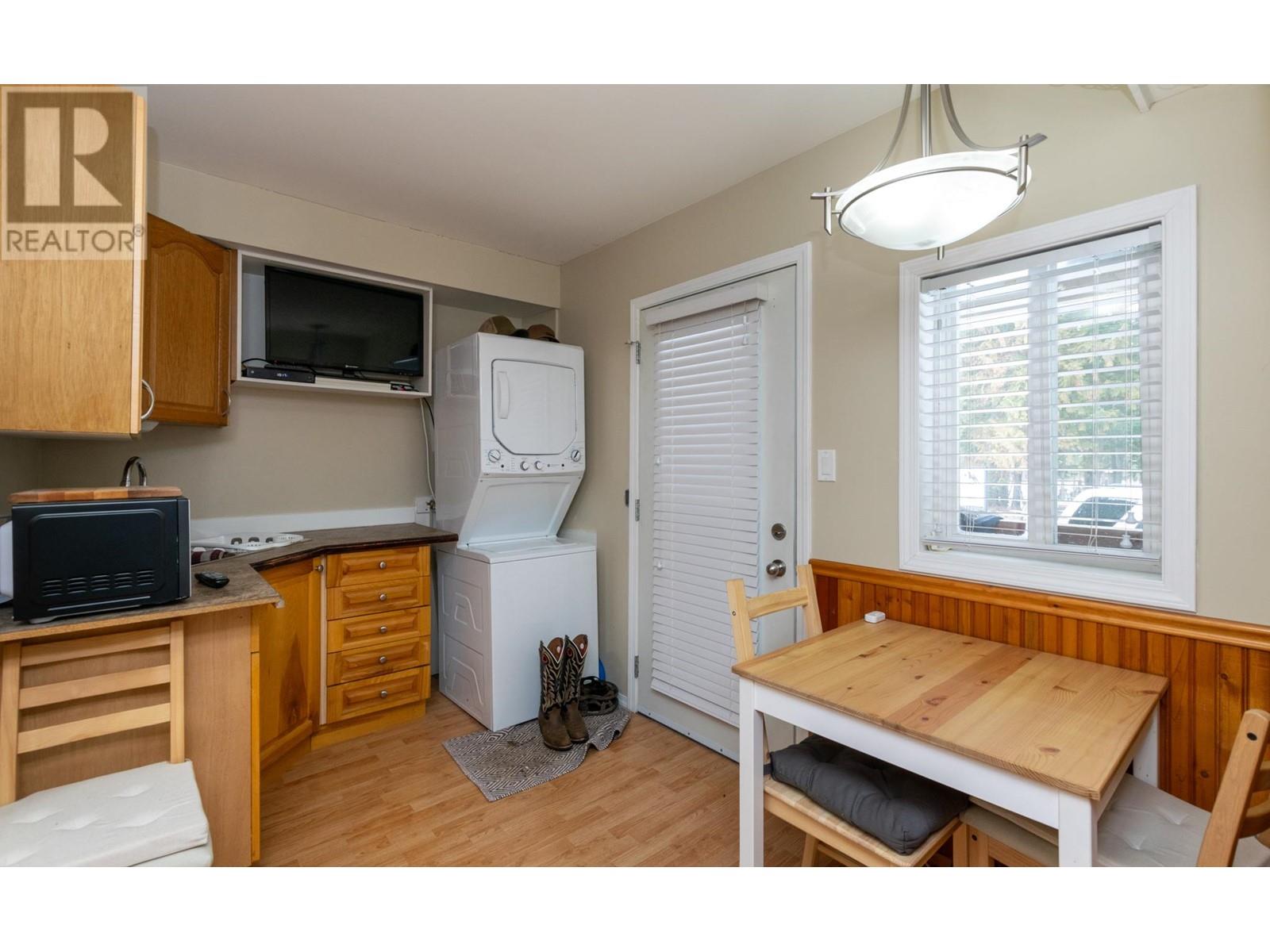  4025 Squilax-Anglemont Road, Scotch Creek