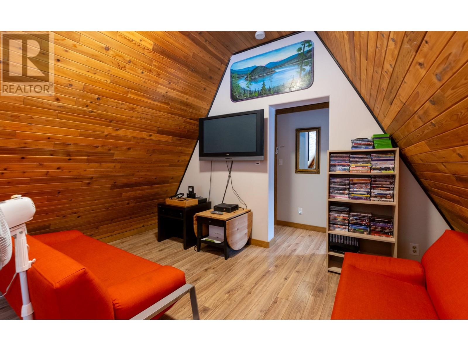  4025 Squilax-Anglemont Road, Scotch Creek