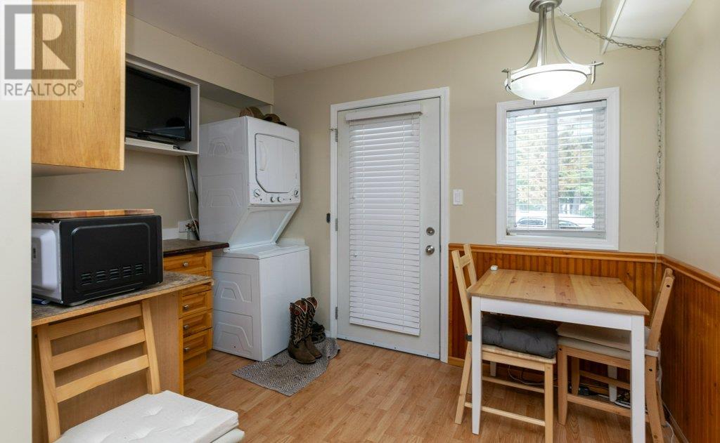  4025 Squilax-Anglemont Road, Scotch Creek