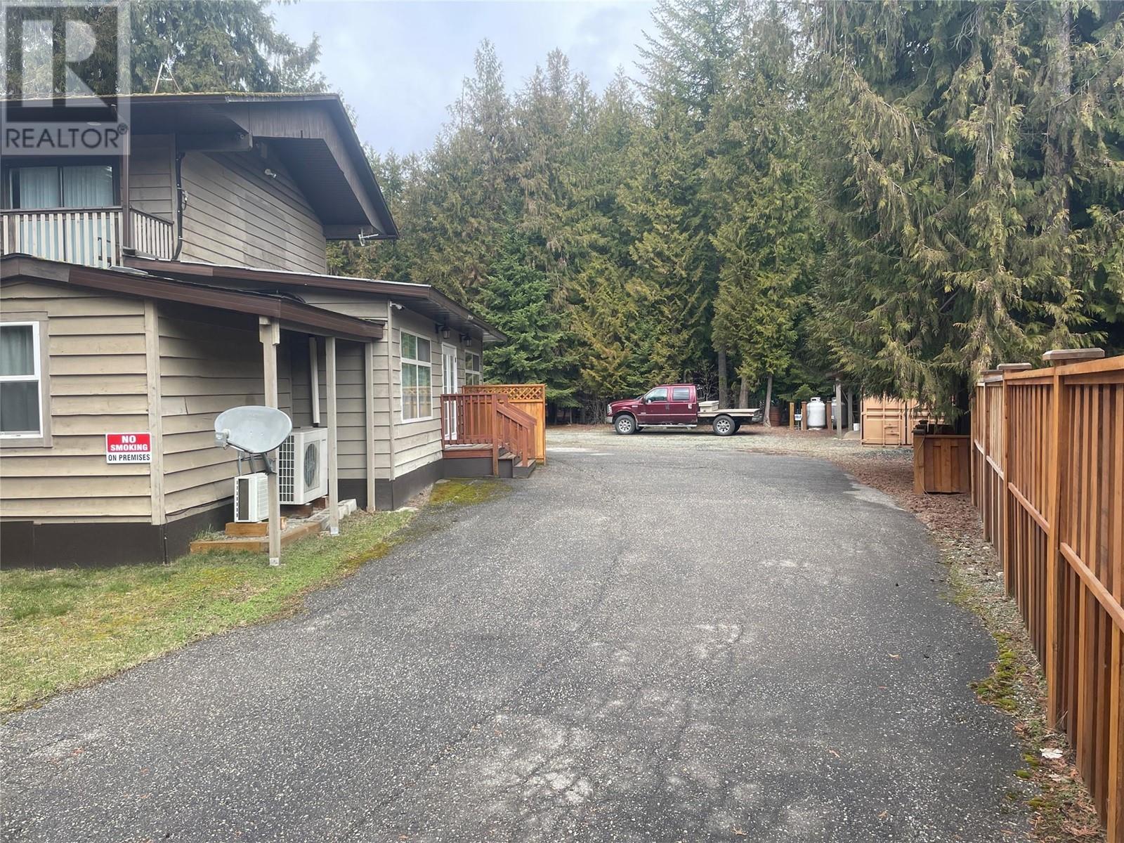  4025 Squilax-Anglemont Road, Scotch Creek