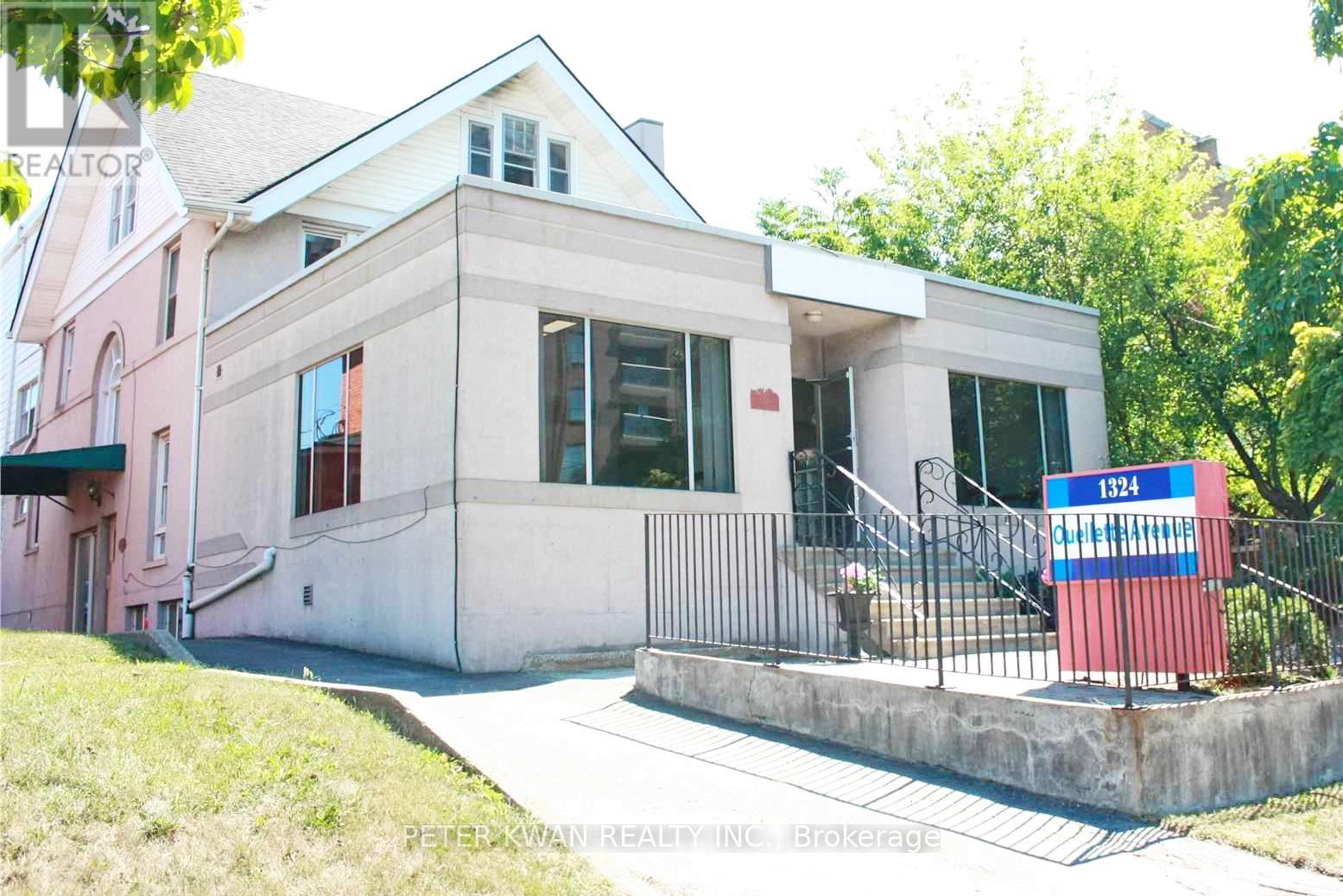 Photo 11 of 1324 Ouellette Avenue, Windsor ON