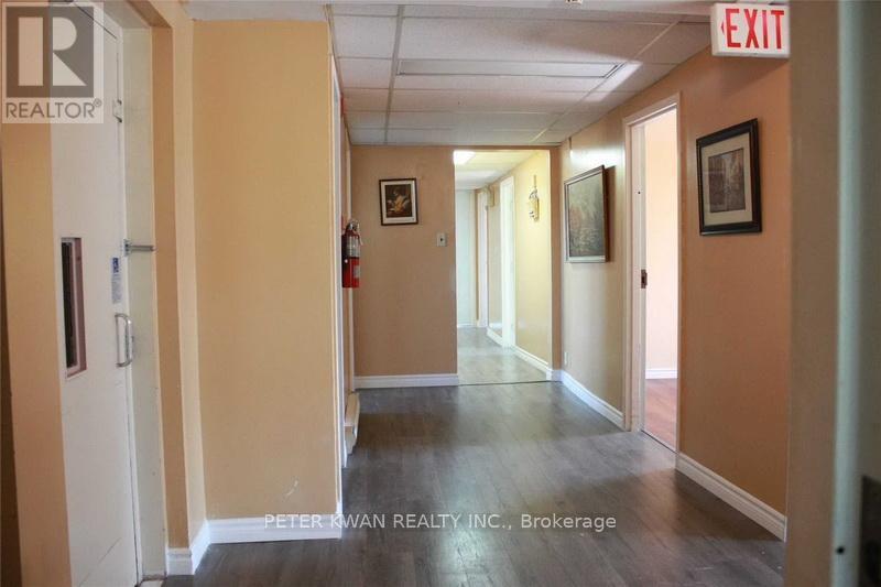 Photo 10 of 1324 Ouellette Avenue, Windsor ON