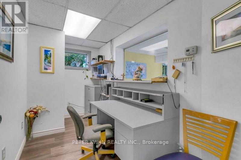 Photo 12 of 1324 Ouellette Avenue, Windsor ON