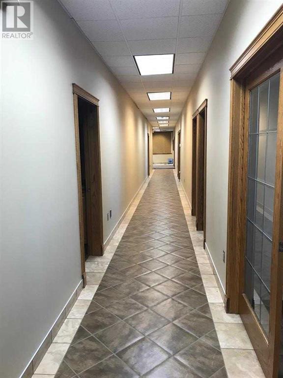 Photo 14 of 100 3rd Street, Beaverlodge AB