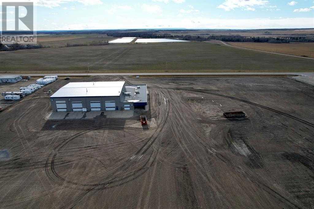 Photo 4 of 100 3rd Street, Beaverlodge AB