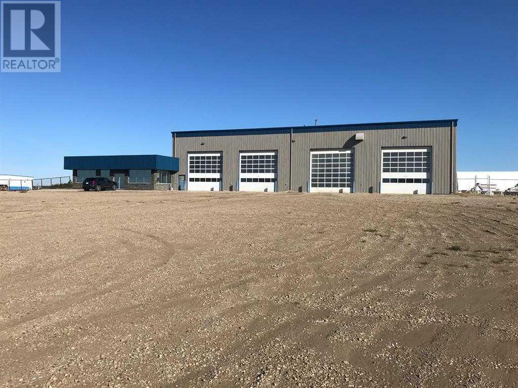 Photo 42 of 100 3rd Street, Beaverlodge AB