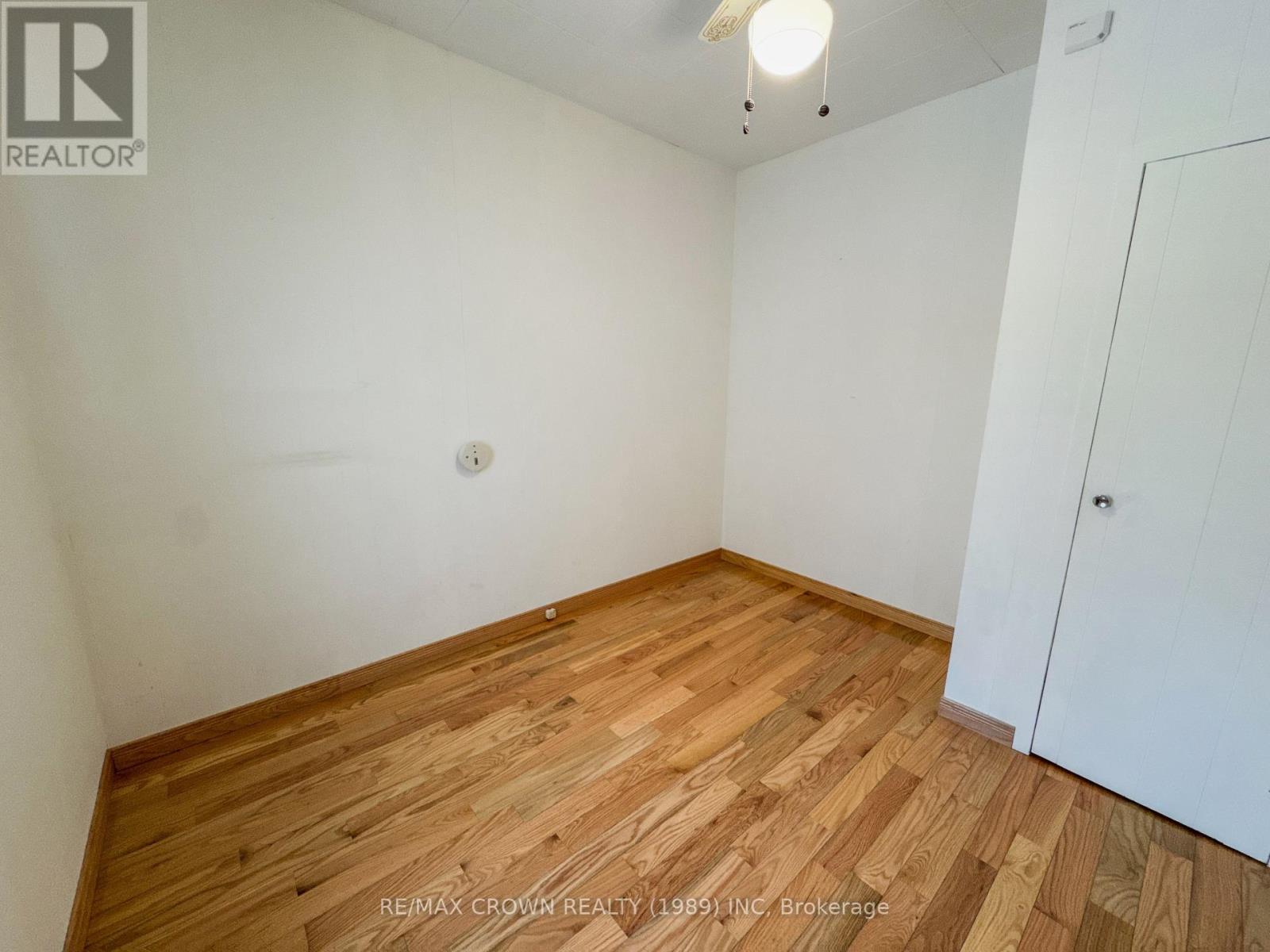Photo 12 of 906 George Street, Hearst ON