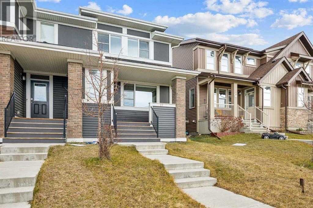 Single Family House for Sale in  Carringvue Drive NW Carrington Calgary 