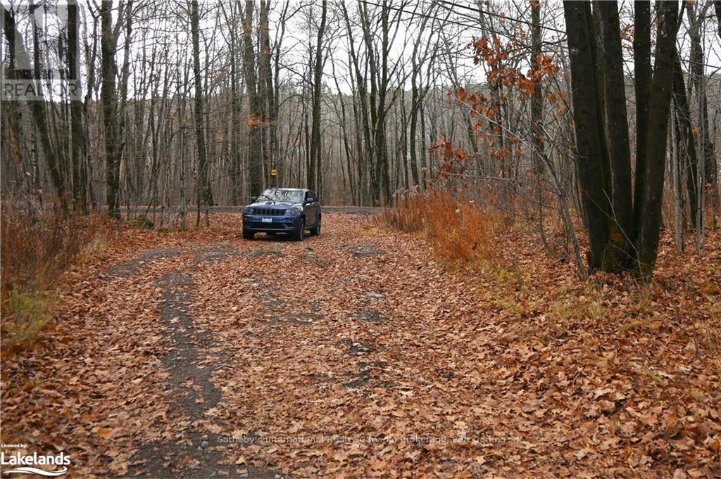 Photo 14 of 25 Lake Ridge Road, Mcdougall ON