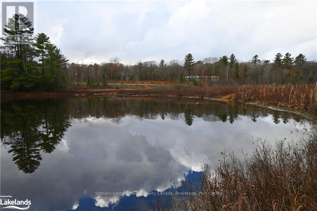 Photo 8 of 25 Lake Ridge Road, Mcdougall ON