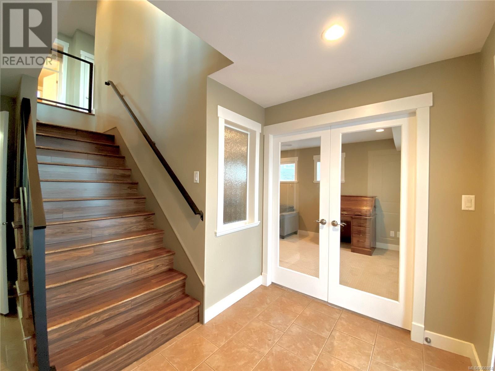 3702 Glen Oaks Dr, Nanaimo real estate listing 966984