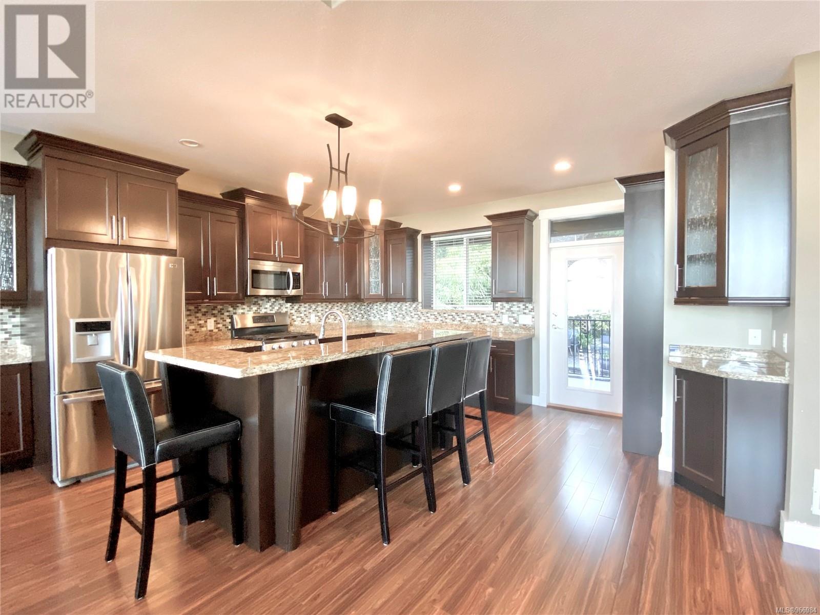 3702 Glen Oaks Dr, Nanaimo real estate listing 966984