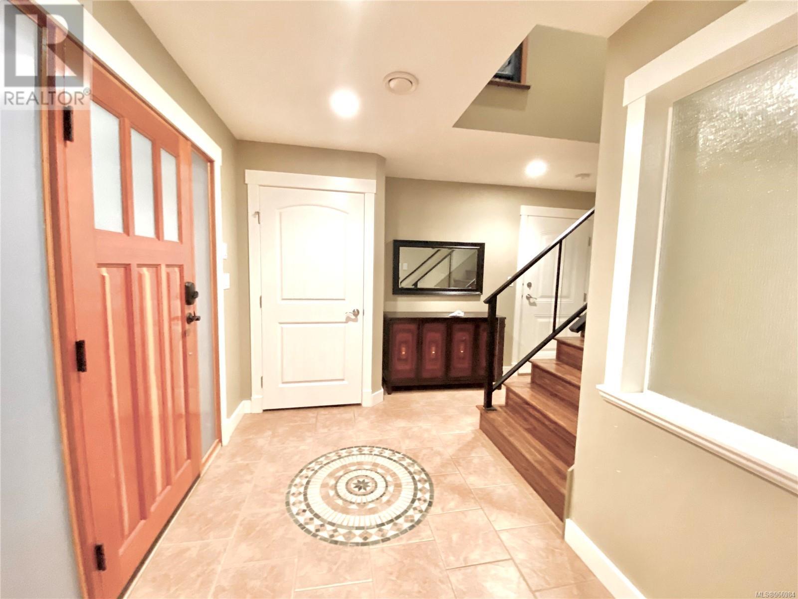 3702 Glen Oaks Dr, Nanaimo real estate listing 966984