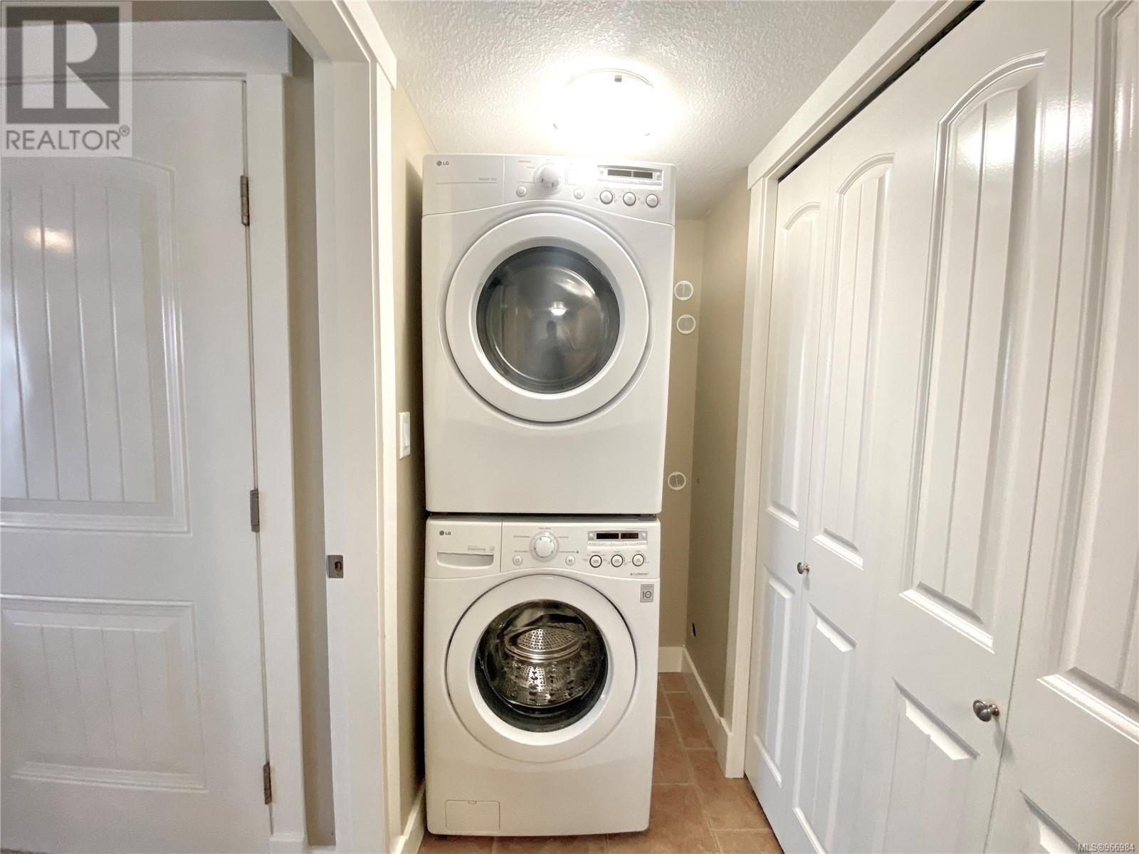 3702 Glen Oaks Dr, Nanaimo real estate listing 966984