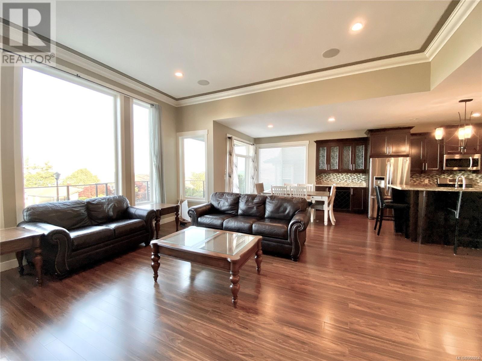 3702 Glen Oaks Dr, Nanaimo real estate listing 966984