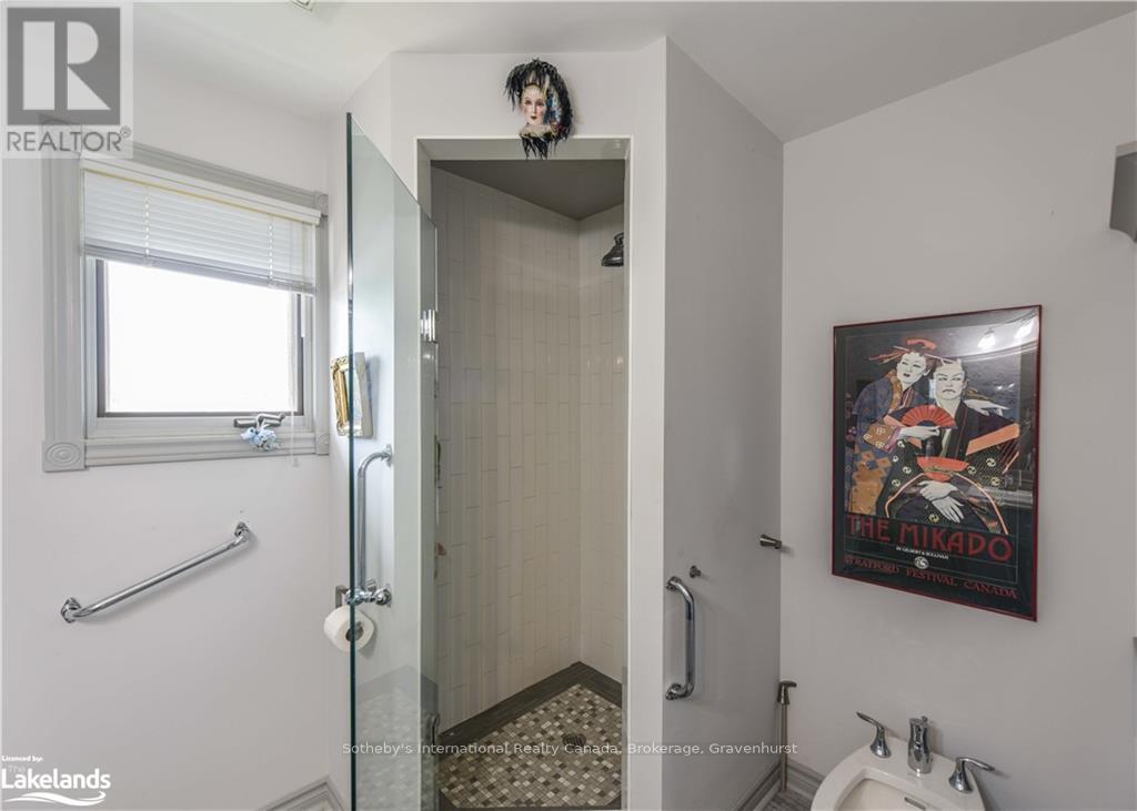 Photo 6 of 101 10 Museum Drive, Orillia ON