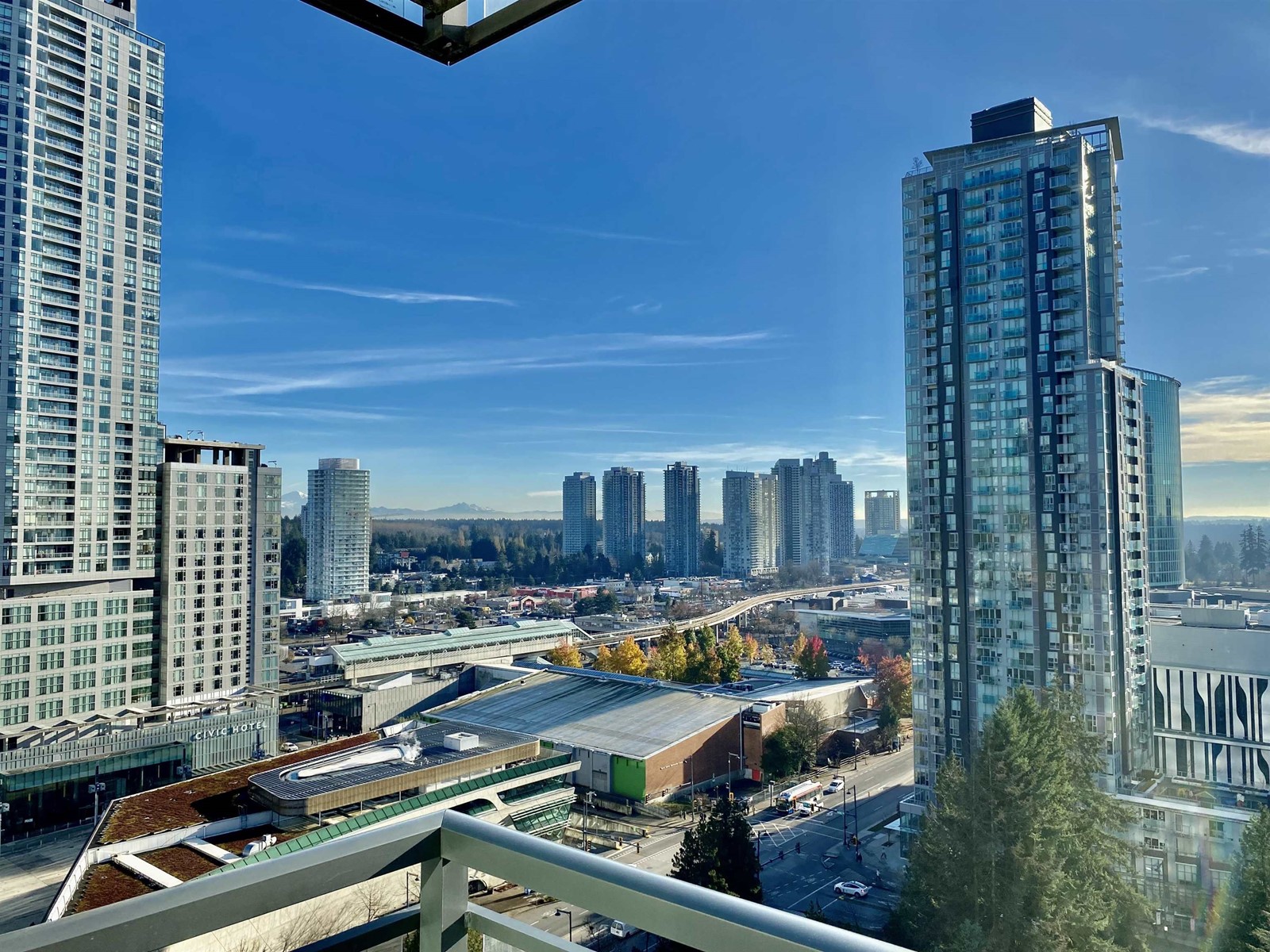 2210 13398 104 AVENUE, Surrey