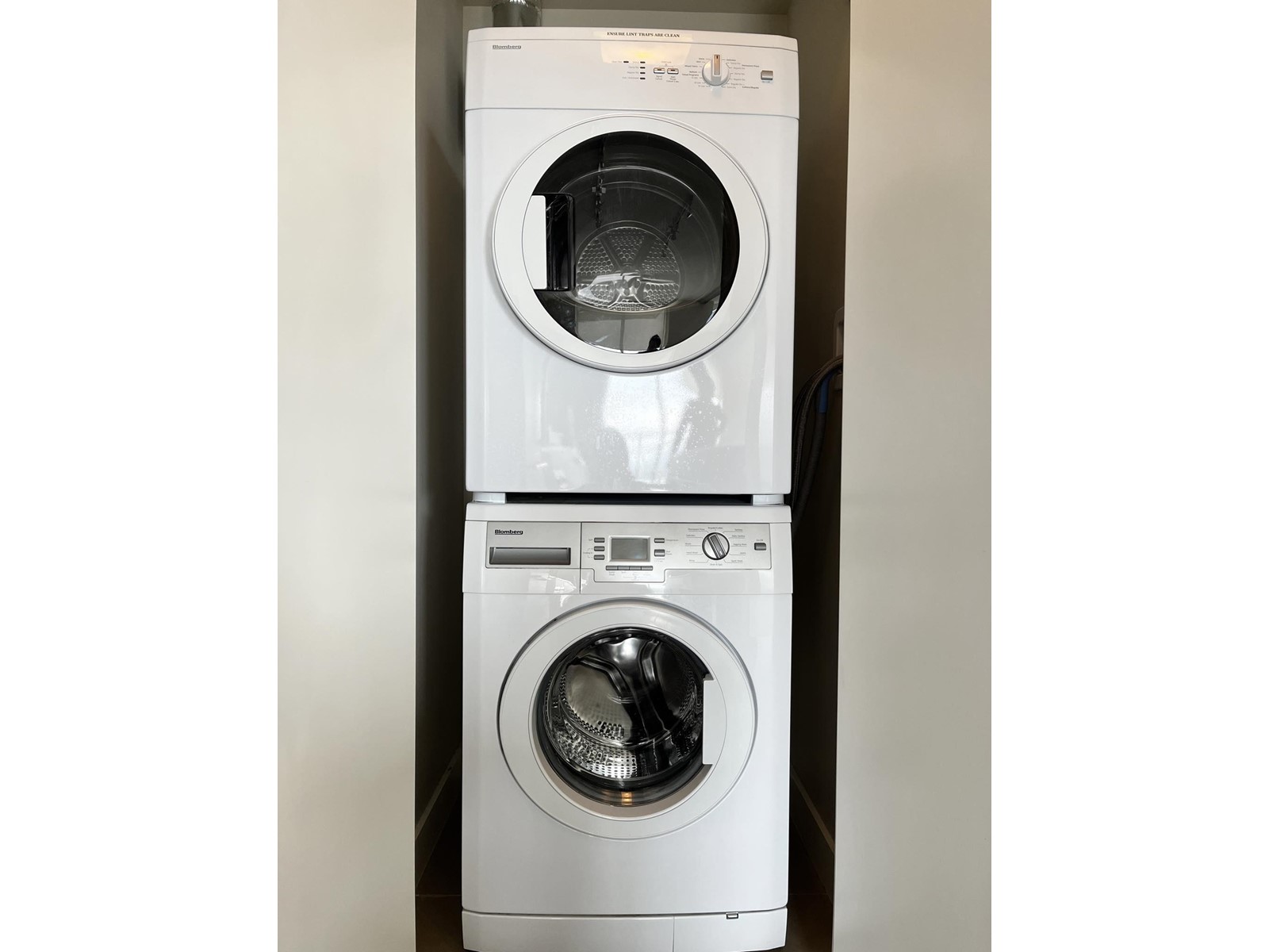 2210 13398 104 AVENUE, Surrey