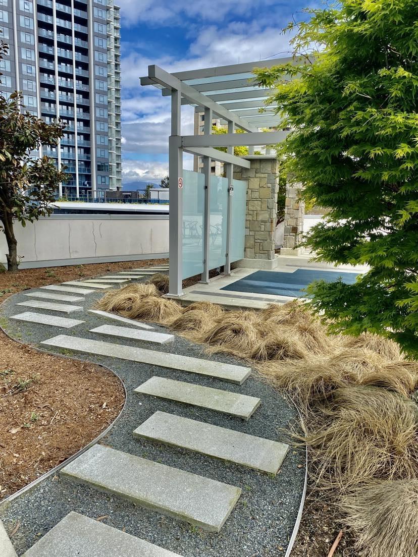 2210 13398 104 AVENUE, Surrey