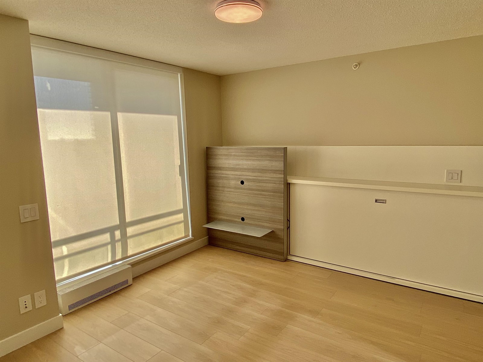 2210 13398 104 AVENUE, Surrey