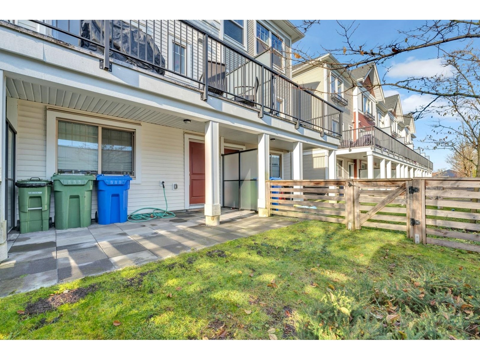 22 32633 SIMON AVENUE, Abbotsford real estate listing R2942935