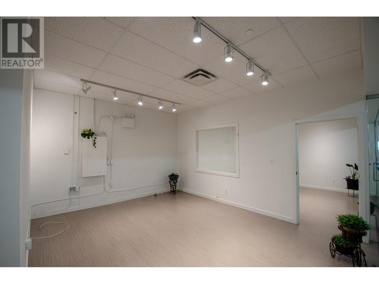 Photo 14 of 3265 4000 No 3 Road, Richmond BC