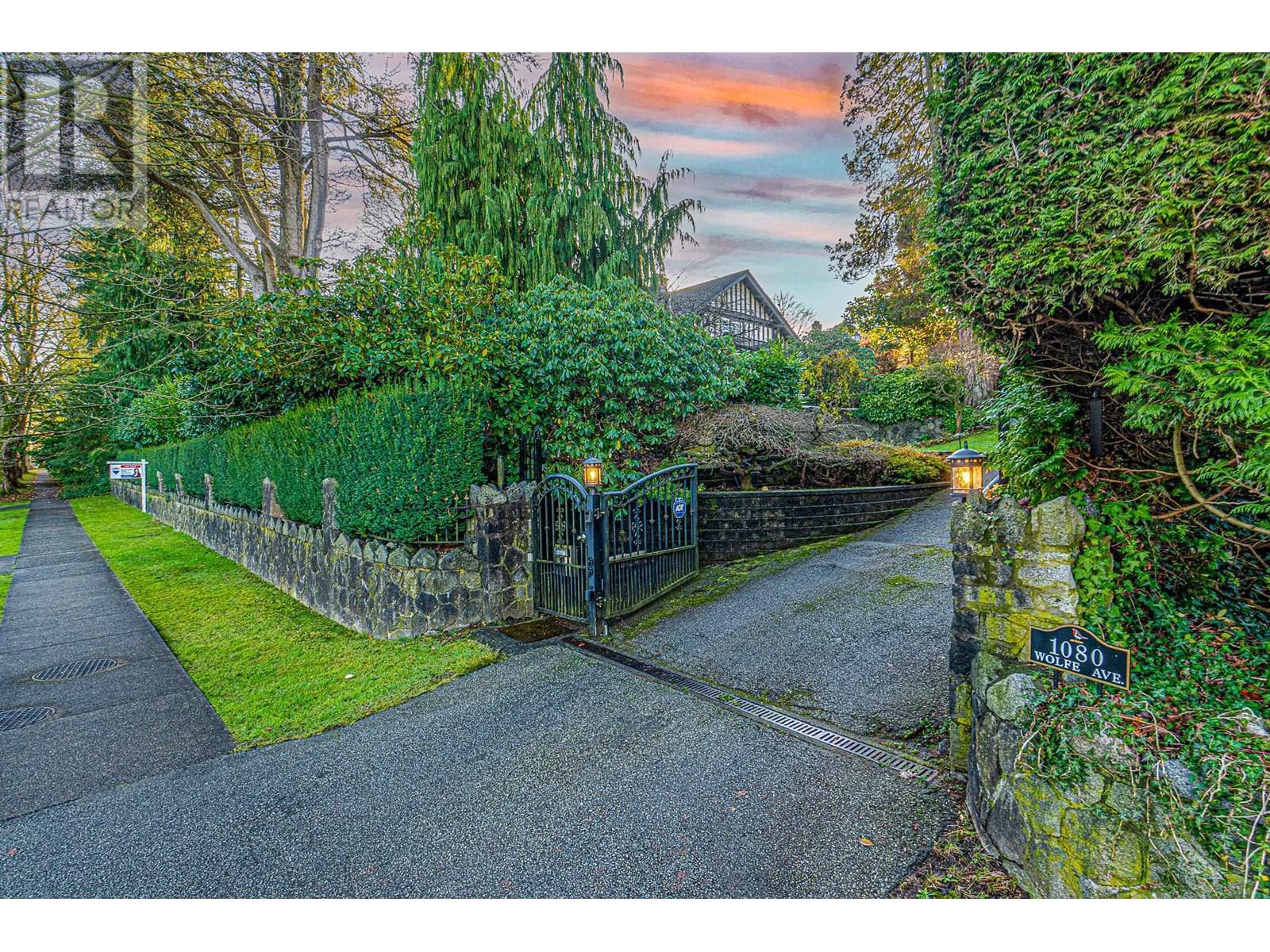 1080 WOLFE AVENUE, Vancouver