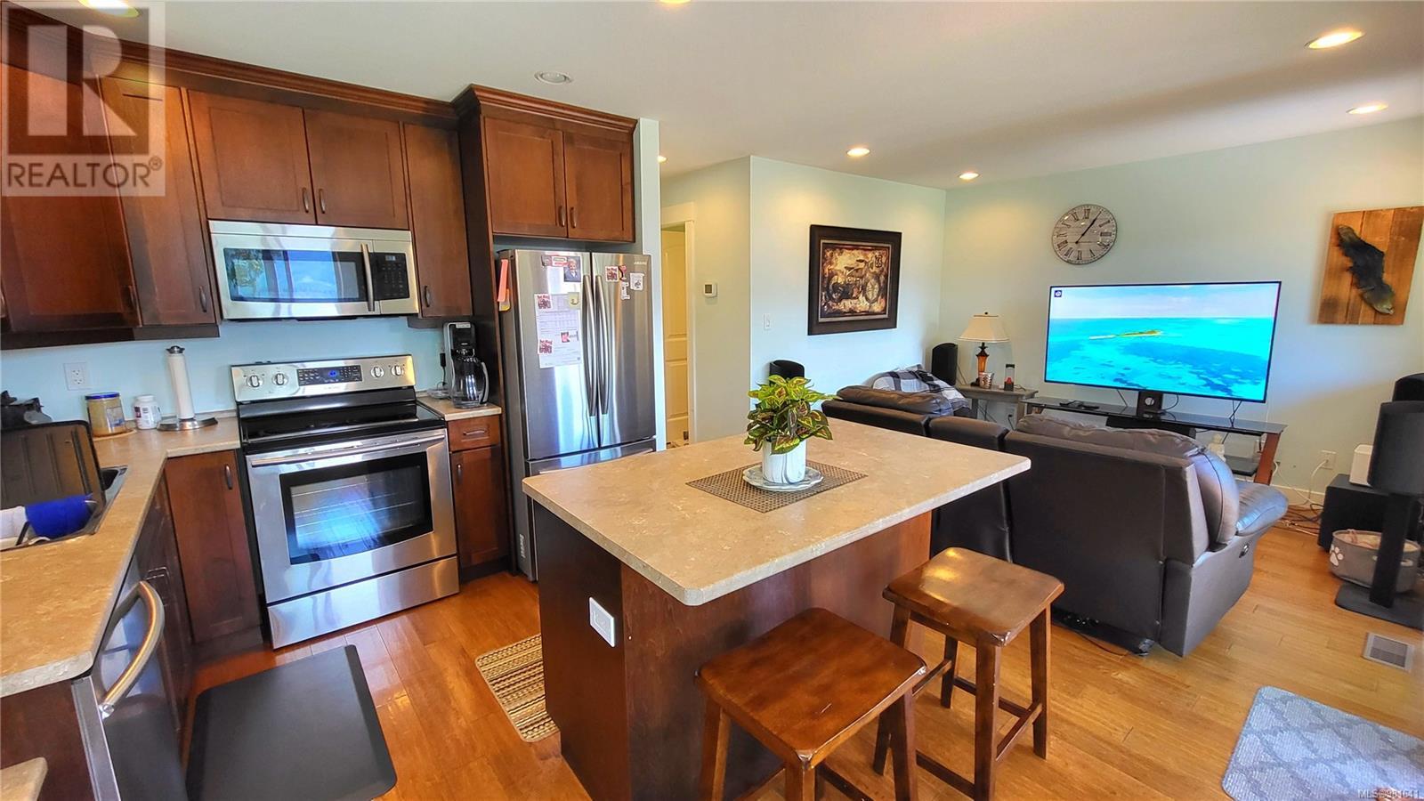 5 9624 Lakeshore Rd, Port Alberni real estate listing 981641
