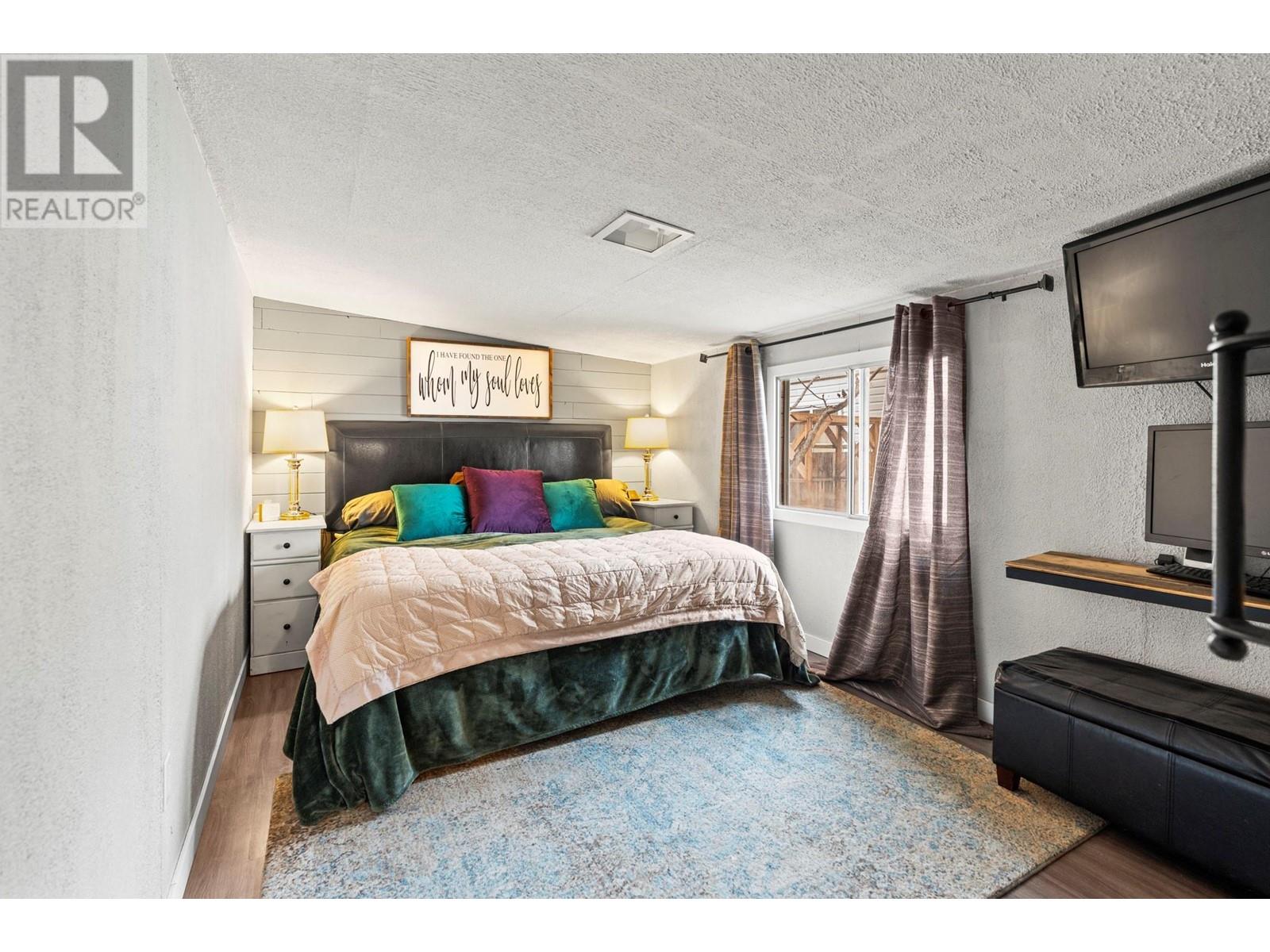 15 5080 20 Avenue Northeast, Salmon Arm