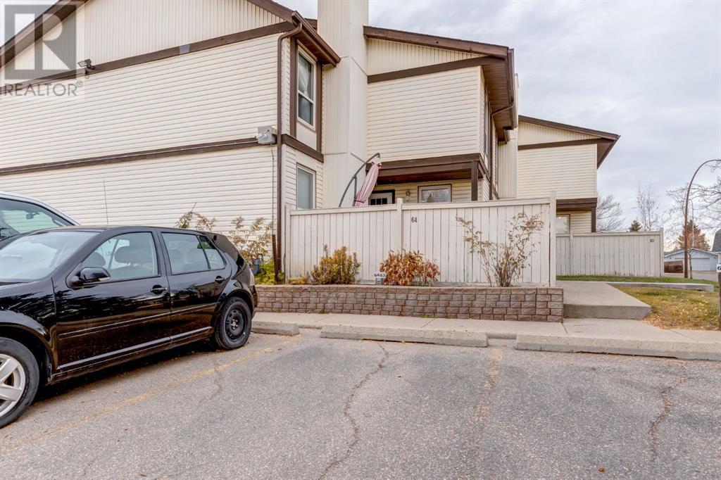 Single Family House for Sale in    Street NE Pineridge Calgary 