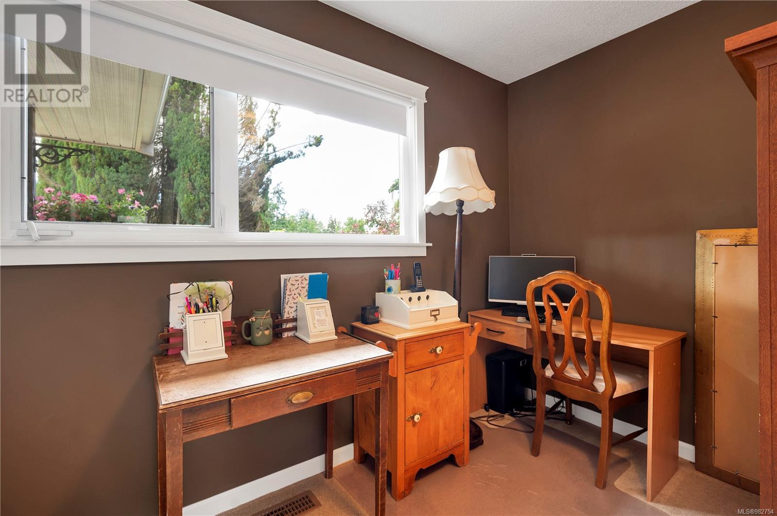 740 Nicholls Rd, Campbell River real estate listing 982754