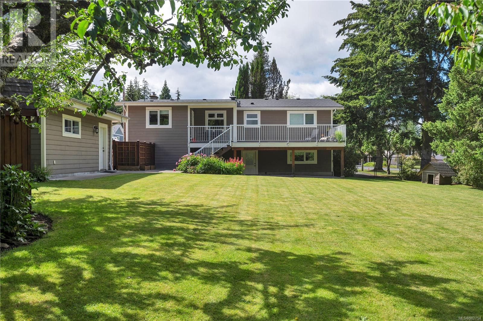 740 Nicholls Rd, Campbell River real estate listing 982754