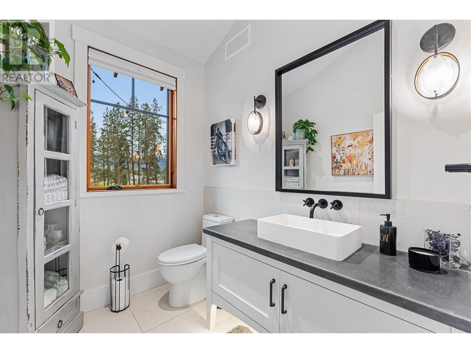2150 Saucier Road, Kelowna