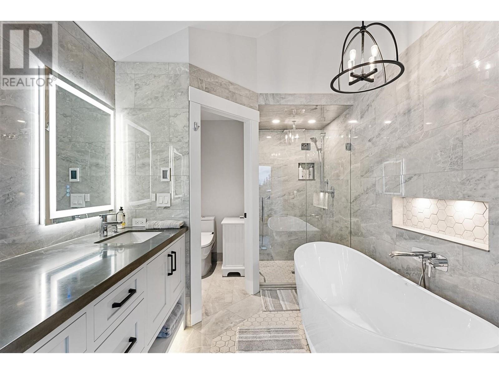 2150 Saucier Road, Kelowna