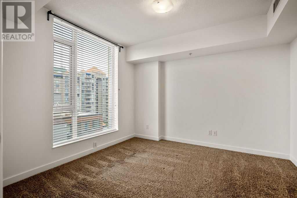 Single Family House High rise for Sale in    Avenue SW Downtown Commercial Core Calgary 