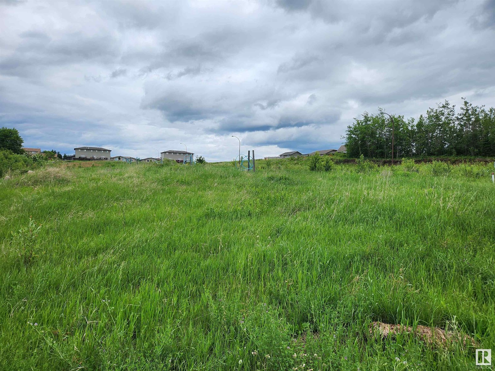 Photo 6 of 12 Avenue 16 St, Cold Lake AB