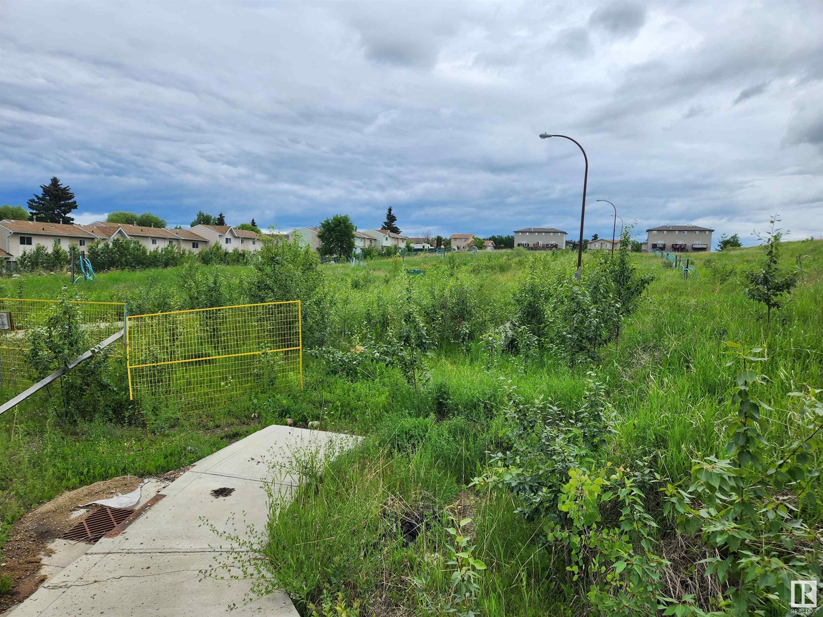 Photo 1 of 12 Avenue 16 St, Cold Lake AB
