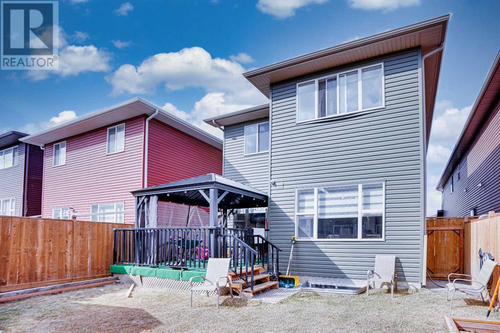 Single Family House for Sale in  Saddlestone Park NE Saddle Ridge Calgary 